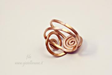 Anello in rame artigianale Abbraccio