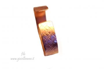 Bracciale in rame, decorazioni laterali