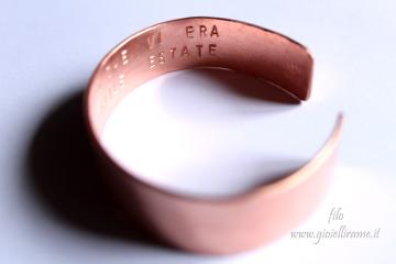 Bracciale artigianale in rame con incisione personalizzata