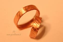 Coppia di anelli artigianali in rame su misura