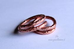 Coppia di anelli in rame su misura